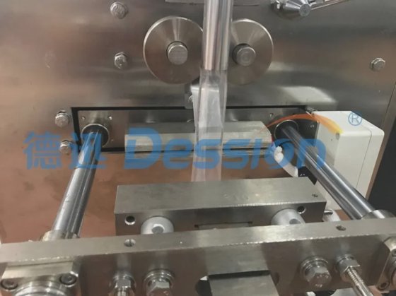 多機能チェーンバケット式ウェットライスヌードル包装機