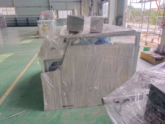 2002 瑞达均质机 4吨/230BAR