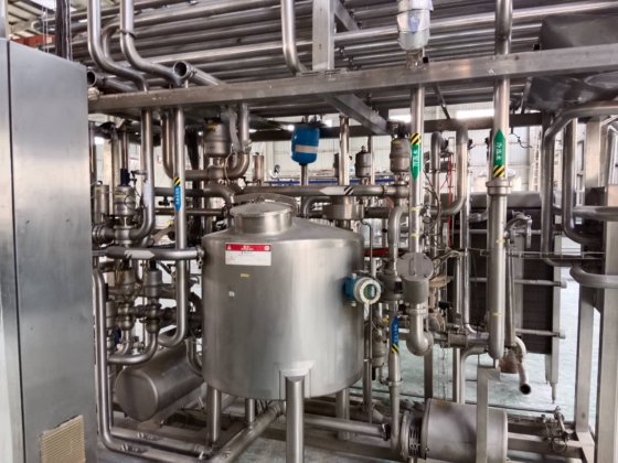 2011 APV巴氏杀菌机 15T/H