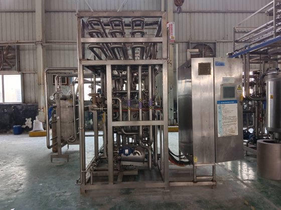 2011 APV巴氏杀菌机 15T/H