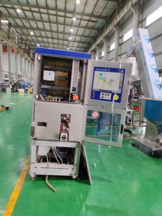 1996 利乐75贴盖机