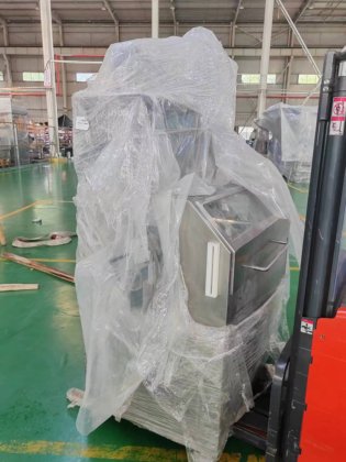 2007 利乐21贴管机