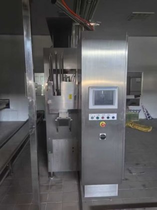 唯绿屋顶盒无菌灌装机