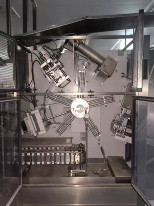 唯绿屋顶盒无菌灌装机