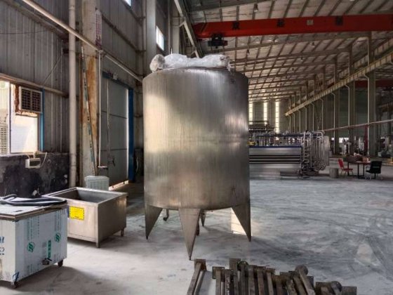 2004 40000L热水罐