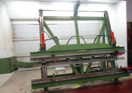 ファンケンクランプマシン