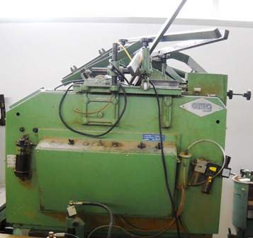 OMG シャッターカッティングマシン