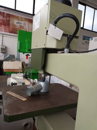 Minimax 路由器 600 K