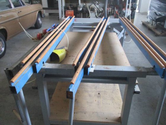 木製窓枠およびパネル組立用組立作業台 寸法 QUADRO 型