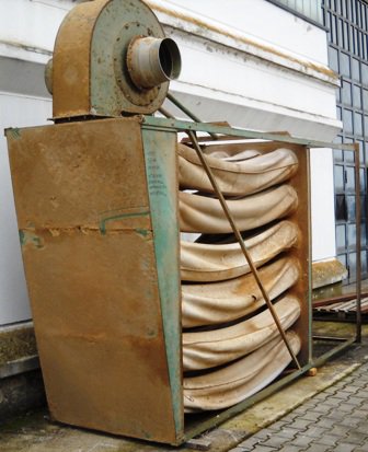 真空吸尘器,配有 3 个直径 500 的收集袋