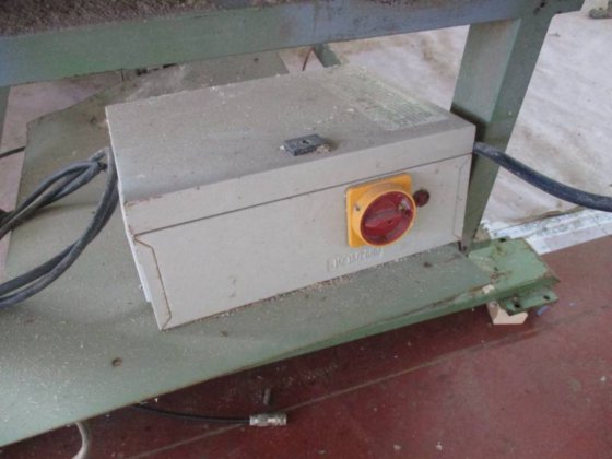 退回 GAMAL 夹紧机零件