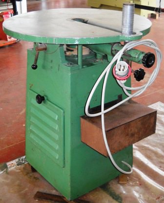 BARONI 异形件砂磨机