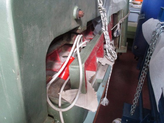 Red & Co. 切割机，2.5 米