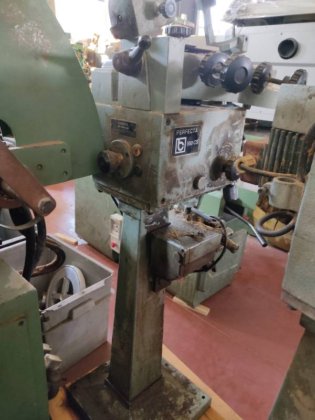 パーフェクタ 550 垂直刃シャープナー