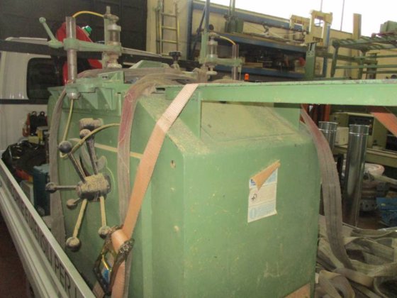 OMG シャッターカッティングマシン