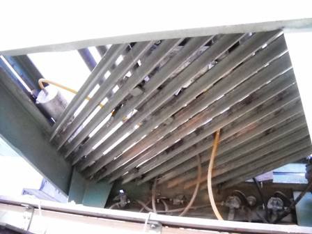 水平山羊抽屉工作台