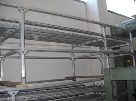 5个隔间的滚筒输送机