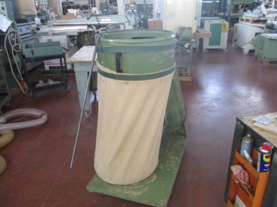 エアメタルシングルバッグ掃除機