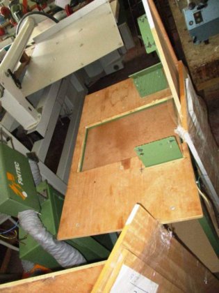 ホッチキスベンチ