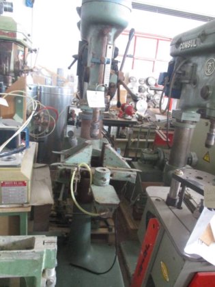 ロカテリ ピラードリル バイス付き