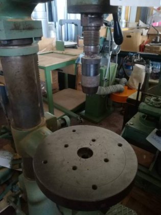 ロカテリ ピラードリル バイス付き