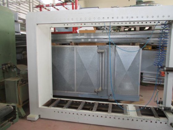 家具主体夹紧机