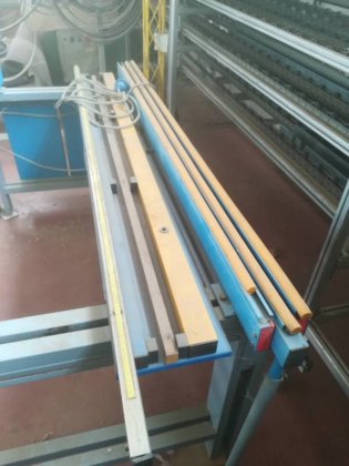 用于组装窗户和木板的组装台