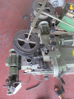 FULGOR 丝带卷笔刀