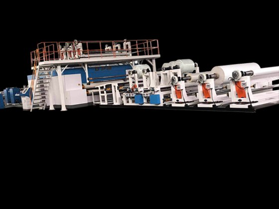 皮带式连续复合机用于生产连续纤维增强热塑性单向预浸带层压板;