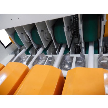 PVC一出四管材挤出生产线