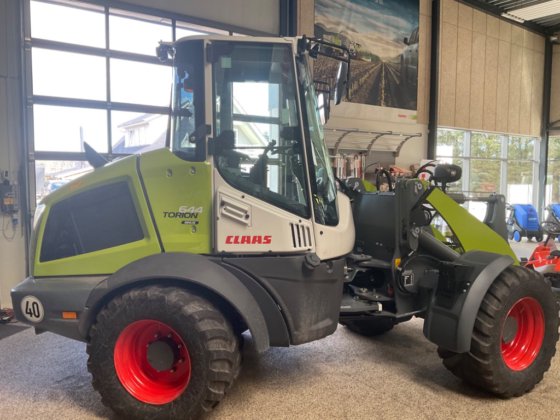 2023 CLAAS Torion 644