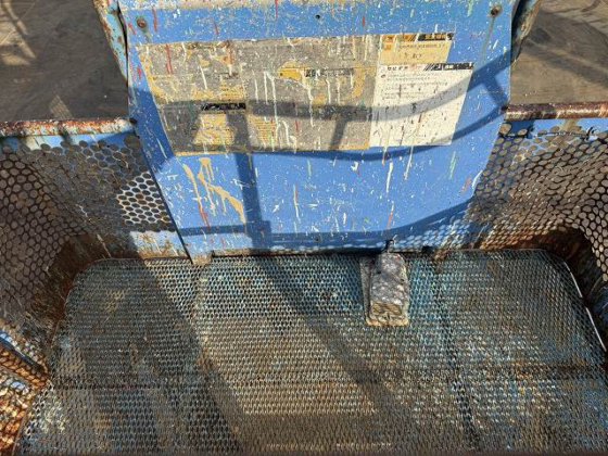 2007 アイチコーポレーション SR12B