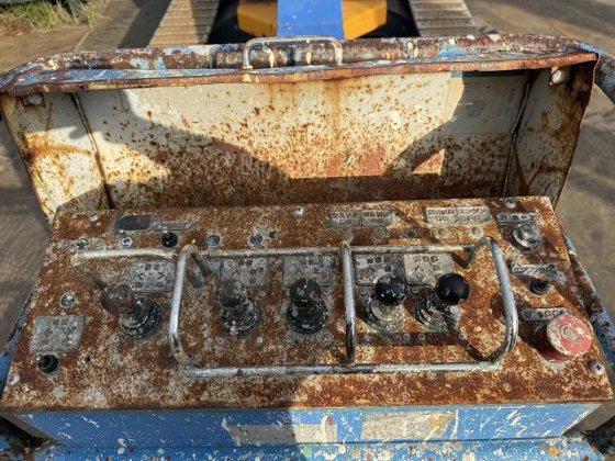 2007 アイチコーポレーション SR12B