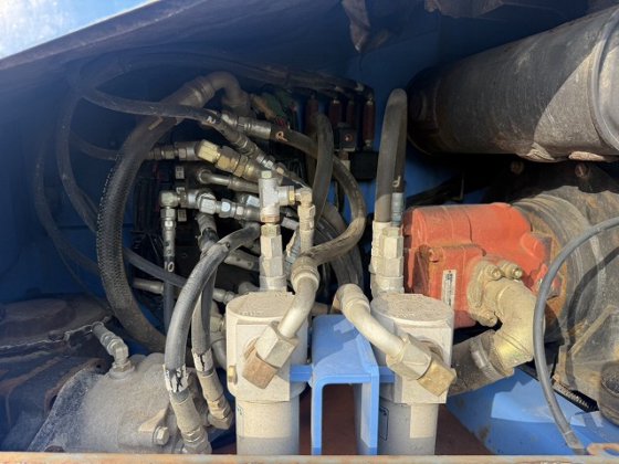 2007 アイチコーポレーション SR12B