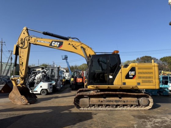 2018 CAT 320-07A