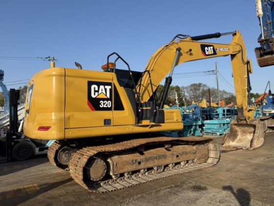 2018 CAT 320-07A