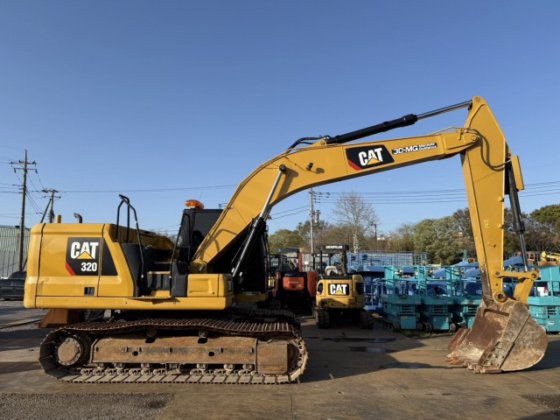 2018 CAT 320-07A