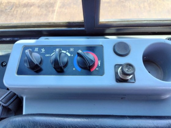 2013 コマツ D31PX-22