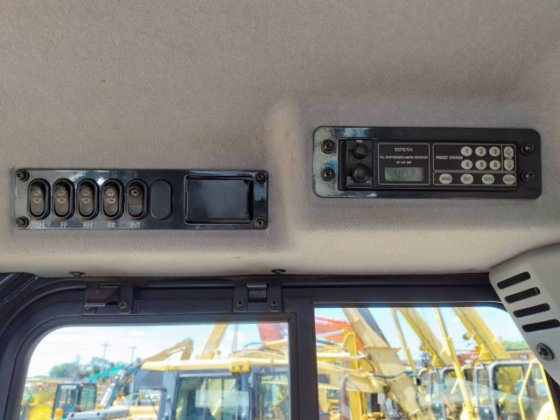 2013 コマツ D31PX-22