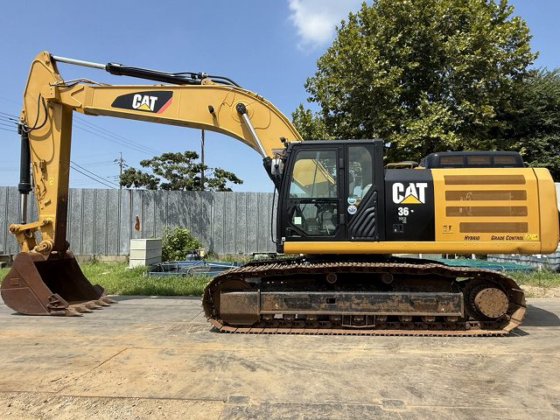 2016 CAT 336FLXE