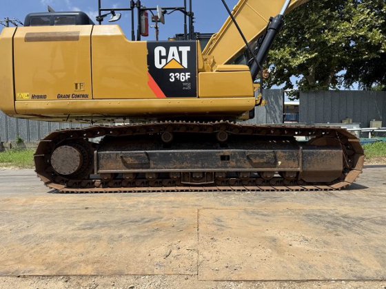 2016 CAT 336FLXE