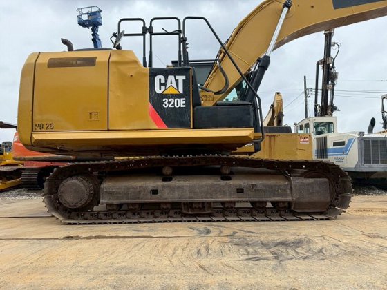 2016 CAT 320E-2
