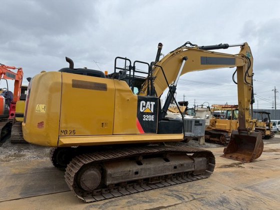 2016 CAT 320E-2