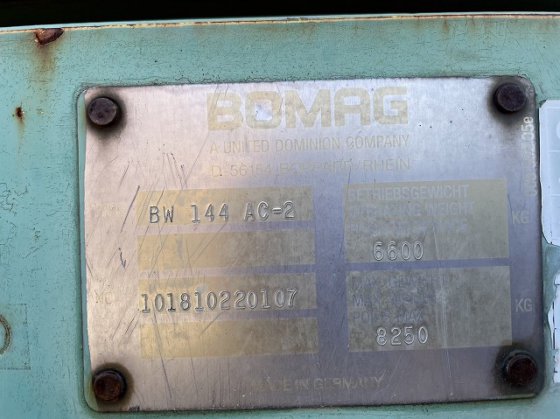 1996 ボーマク BW144AC-2