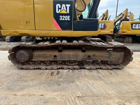 2016 CAT 320E-2
