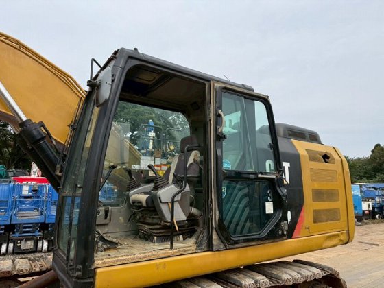 2016 CAT 320E-2