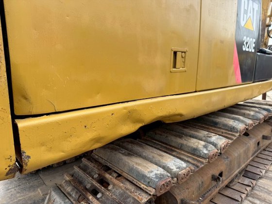 2016 CAT 320E-2