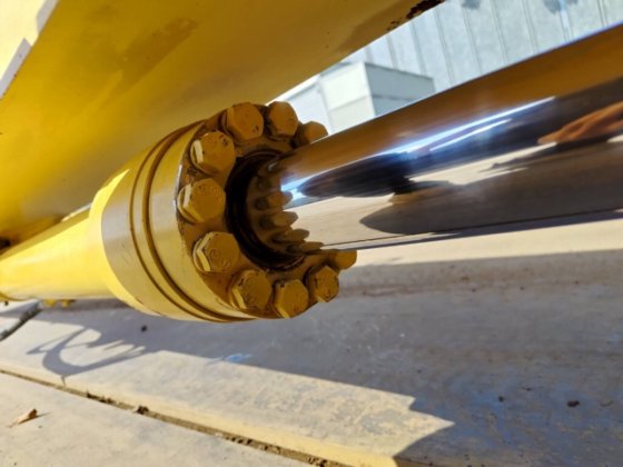 1990 コマツ PC200LC-5