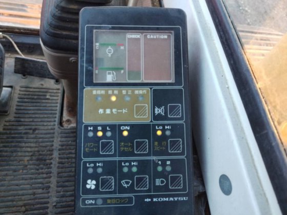 1990 コマツ PC200LC-5