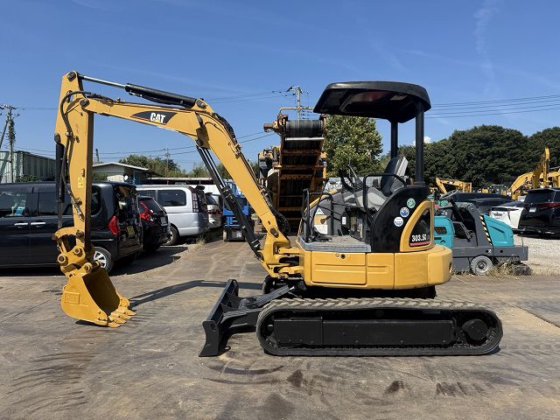 2006 CAT 303.5CCR